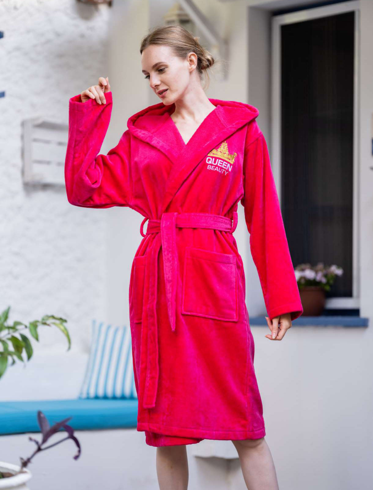 bathrobe