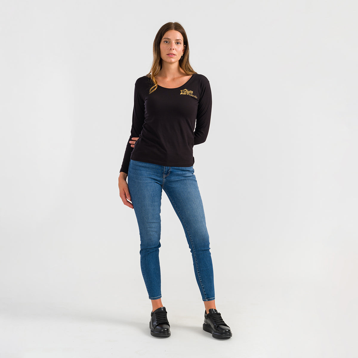 Long-sleeved T-shirt