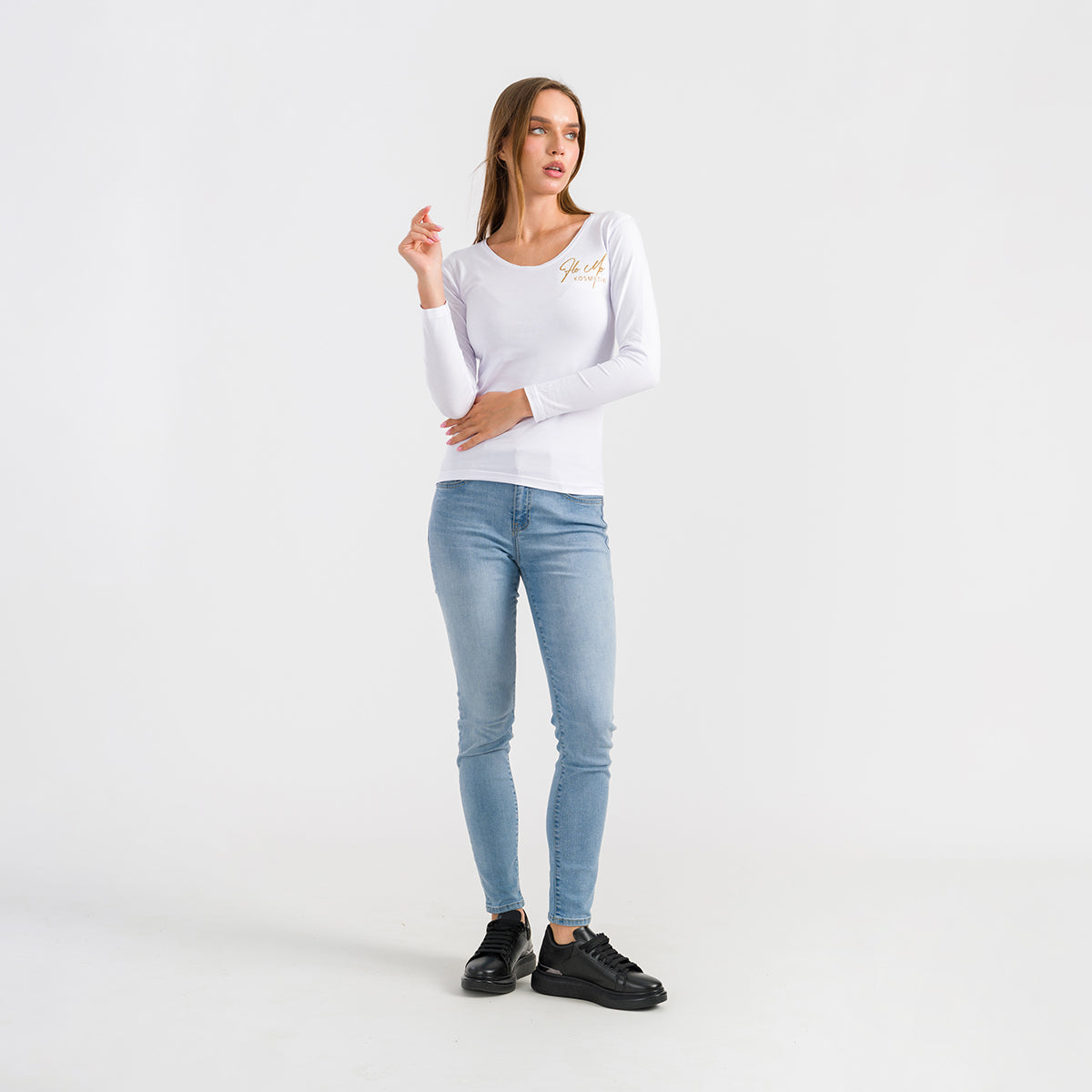 Long-sleeved T-shirt