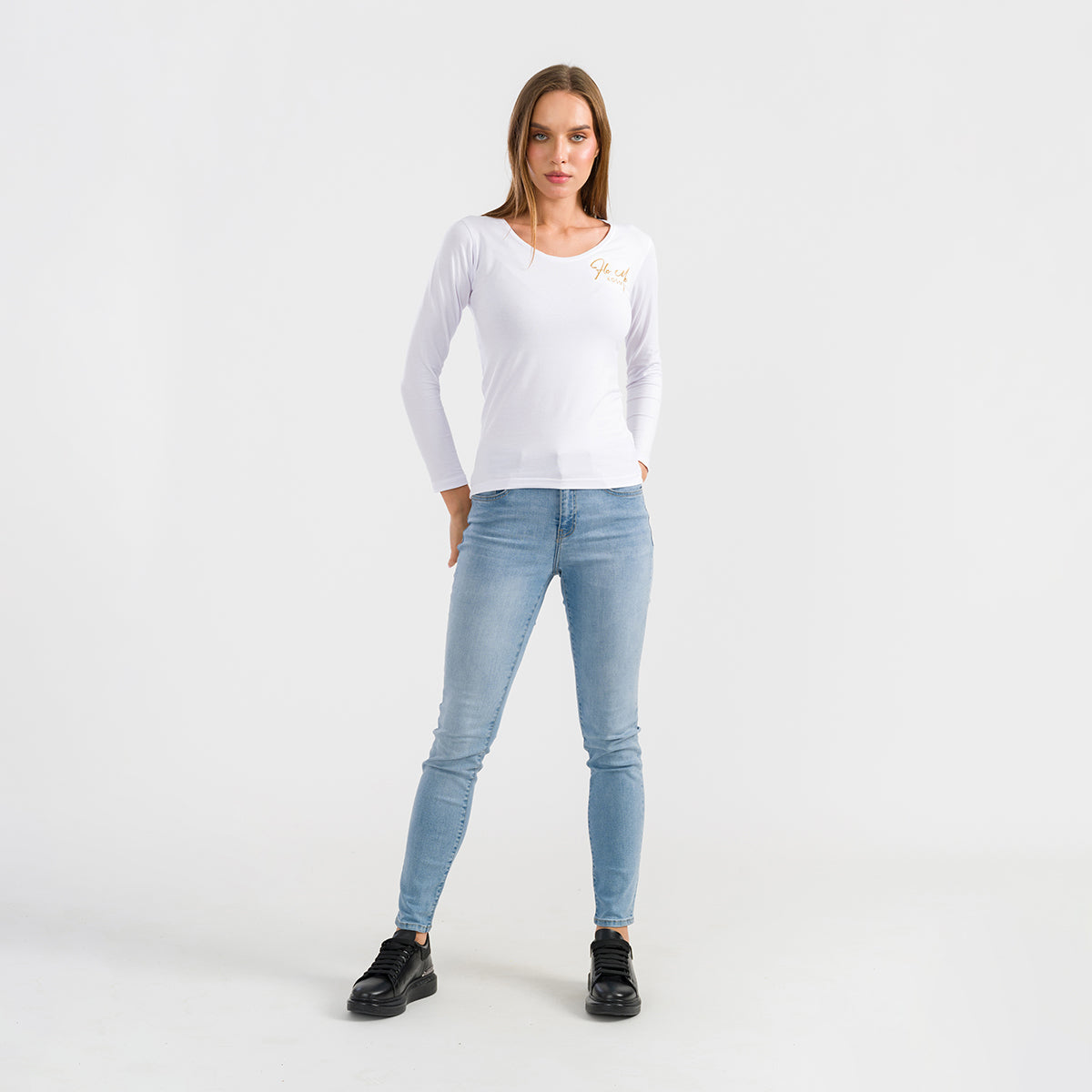 Long-sleeved T-shirt