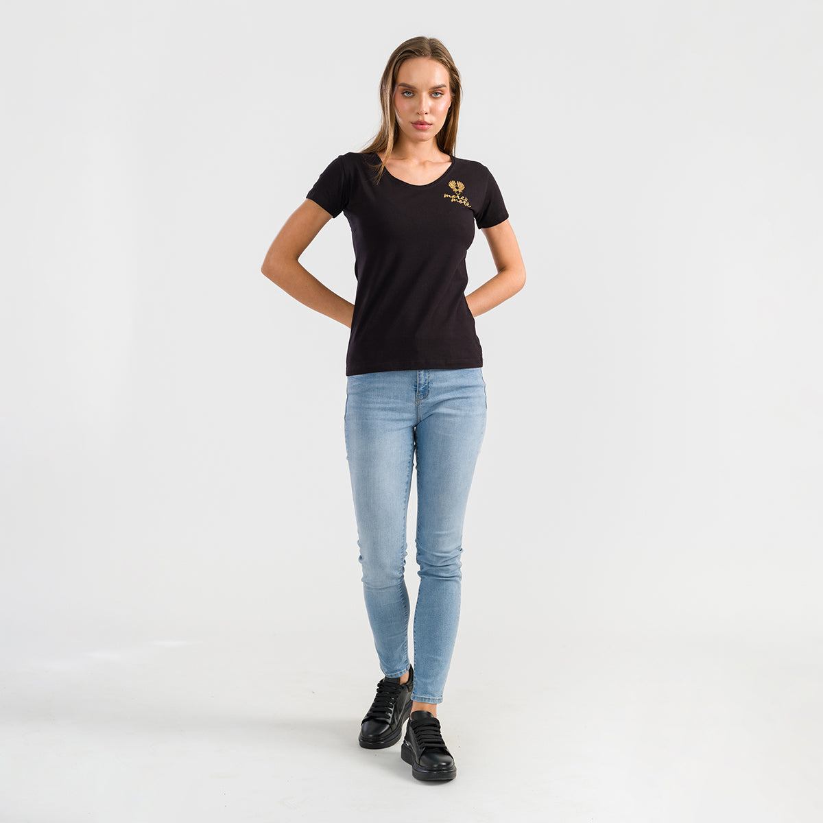 Round neck T-shirt
