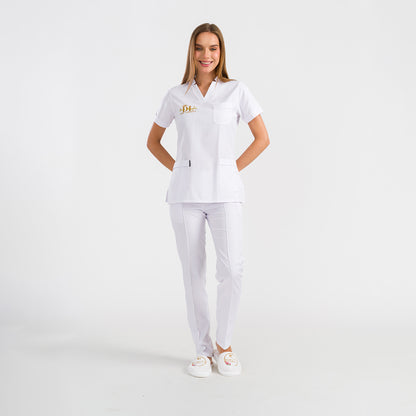 Uniform ''V Ausschnitt Modell''