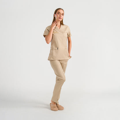 Uniform ''V Ausschnitt Modell''