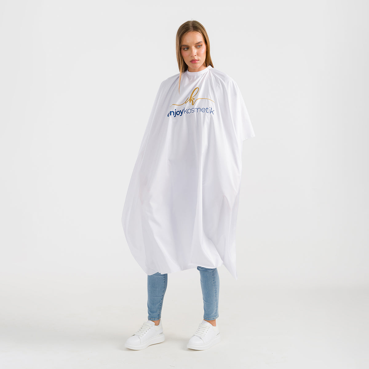 Hairdressing cape